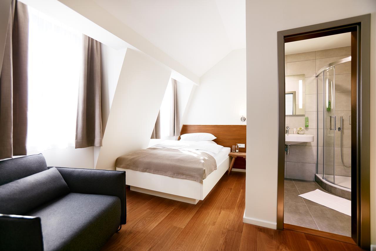 Paulinenhof Hotel Belzig Bagian luar foto