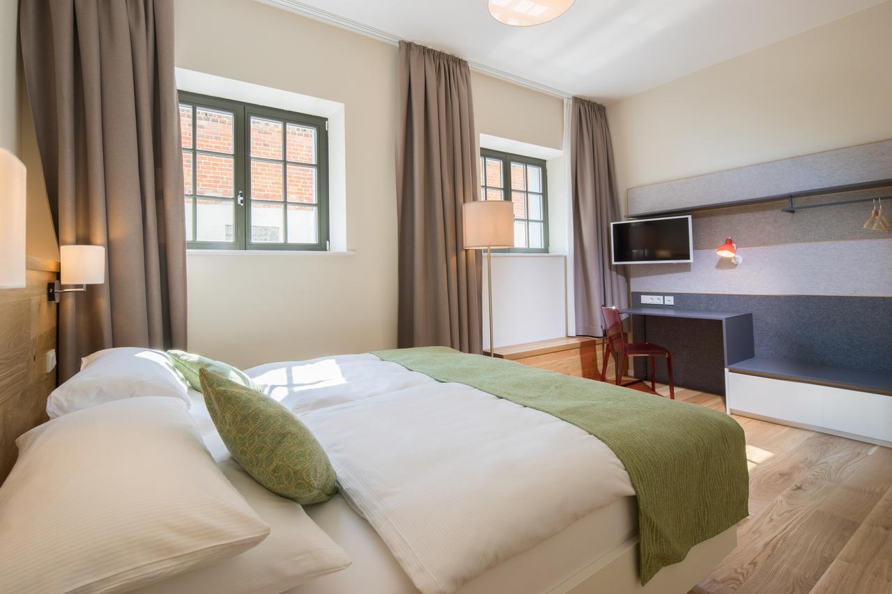 Paulinenhof Hotel Belzig Bagian luar foto